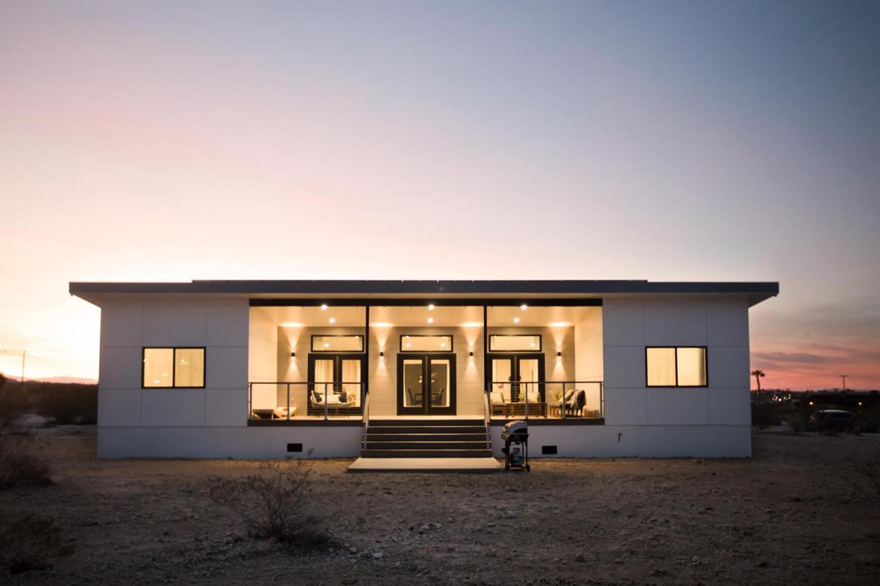 Modern Desert Dream - New Build トウェンティナイン・パームズ エクステリア 写真